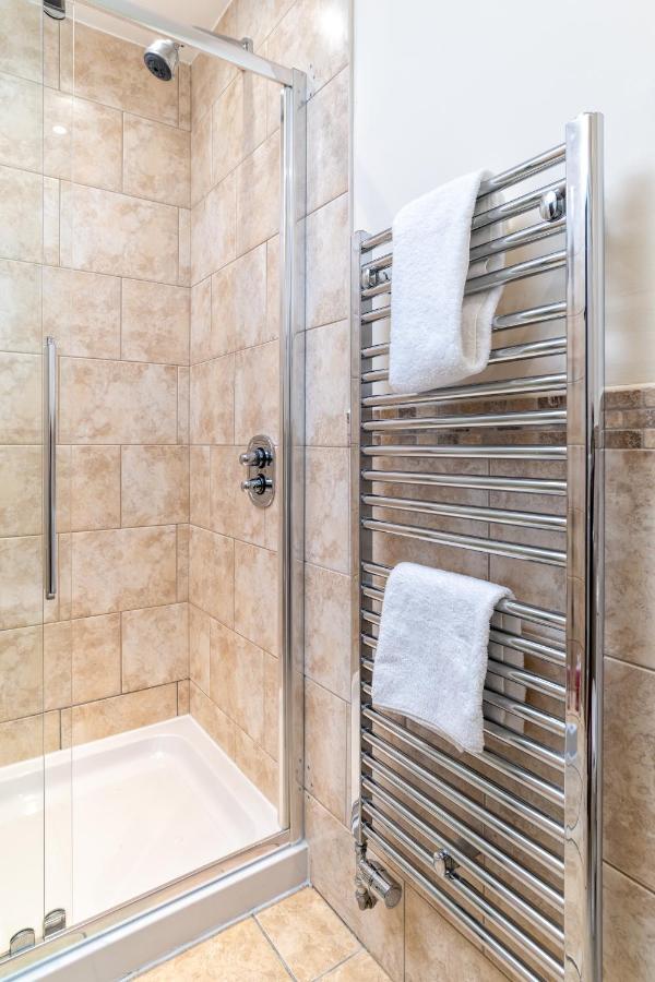 Victoria Court Suites - Aberdeen Eksteriør bilde