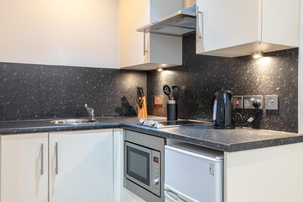 Victoria Court Suites - Aberdeen Eksteriør bilde