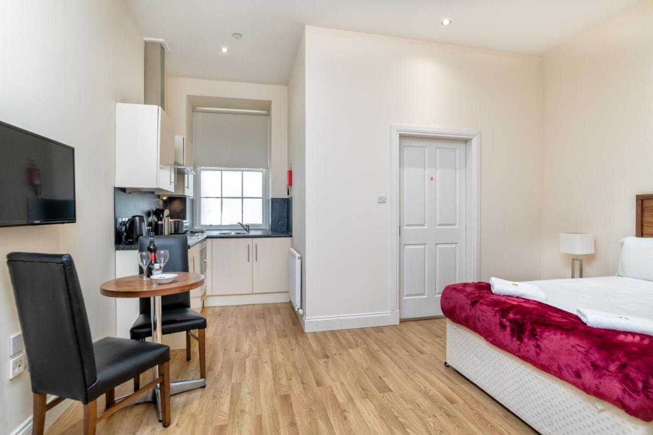 Victoria Court Suites - Aberdeen Eksteriør bilde